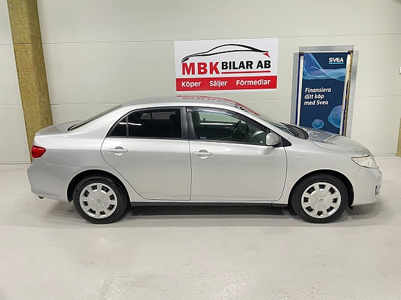 Toyota Corolla 6 of 23