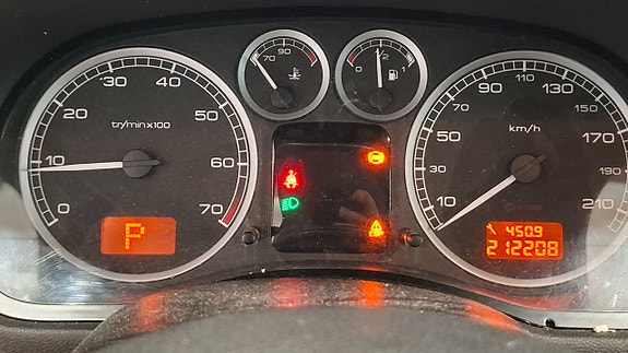 Peugeot 307 8 of 8