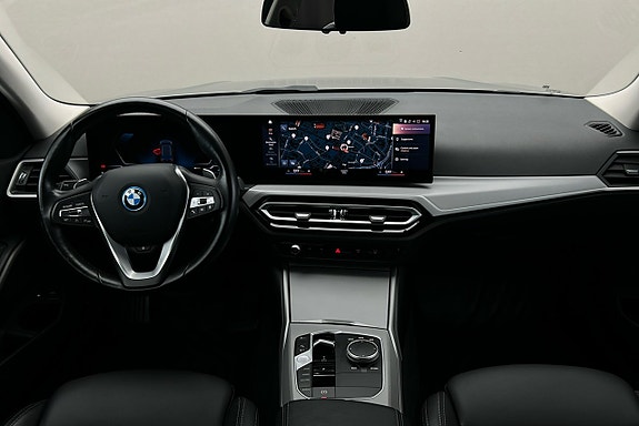 BMW 330e 3 of 3