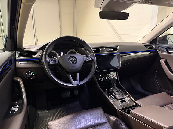 Skoda Superb 13 of 24
