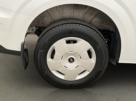 Ford Transit Custom 29 of 30