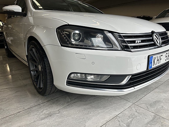 Volkswagen Passat 6 of 21