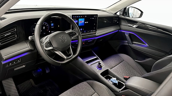 Volkswagen Tiguan 7 of 12