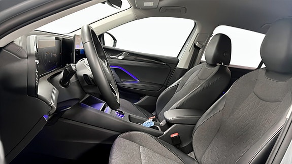 Volkswagen Tiguan 9 of 13