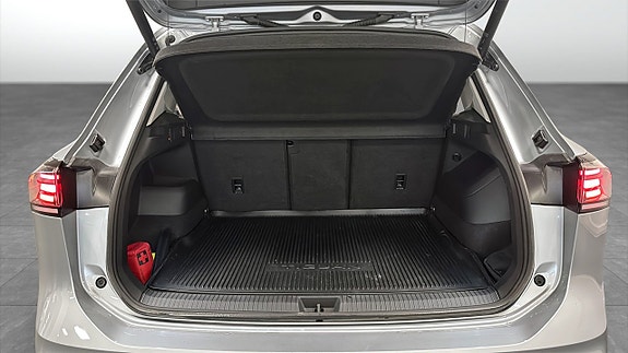Volkswagen Tiguan 12 of 12