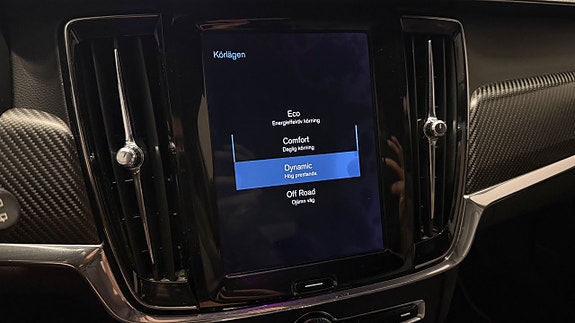 Volvo V90 Cross Country 25 of 30