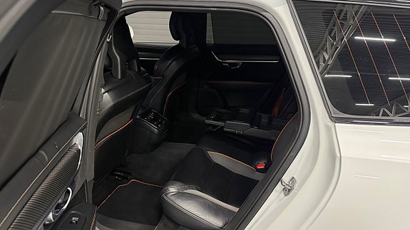 Volvo V90 Cross Country 15 of 30
