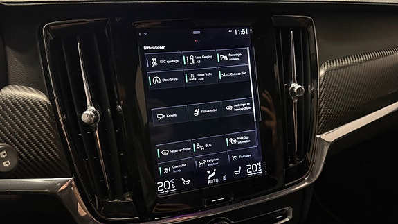 Volvo V90 Cross Country 24 of 30