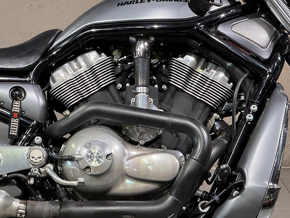 Harley-Davidson NIGHT ROD VRSCD 3 of 7