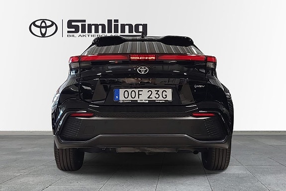 Toyota C-HR 5 of 18