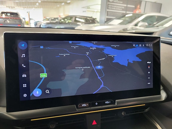 Toyota C-HR 14 of 18