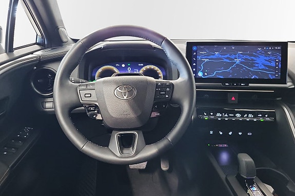 Toyota C-HR 12 of 18