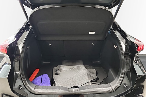 Toyota C-HR 17 of 18