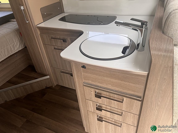 Kabe 740 LXL / AC -bodel / 8 of 11