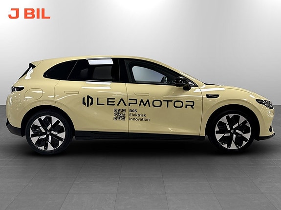 Leapmotor B05 3 of 17