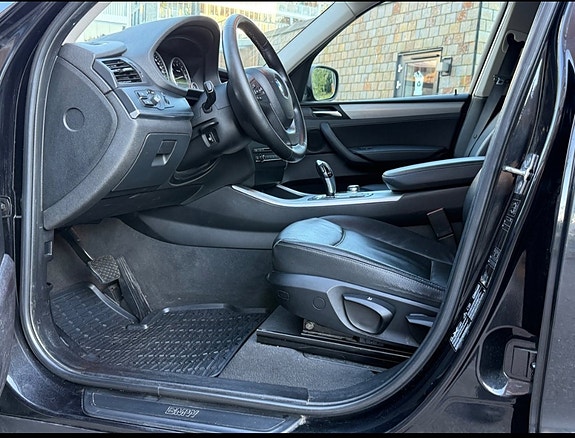 BMW X3 13 of 14