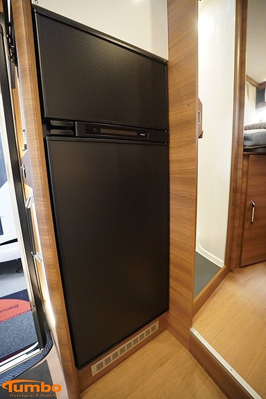 Rapido 666 F 65ans 180hk Automat 4400kg 8 of 21
