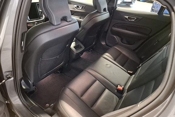 Volvo V60 12 of 15