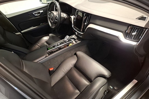 Volvo V60 11 of 15