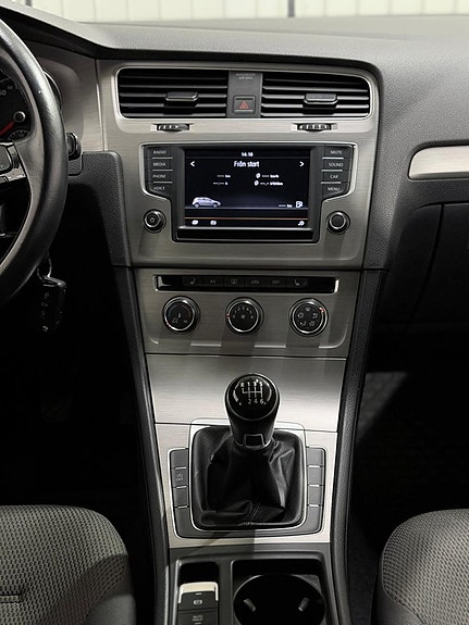 Volkswagen Golf I 14 of 23