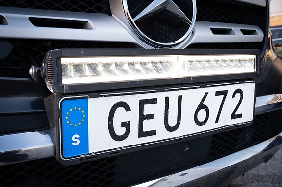 Mercedes-Benz X250 d 3 of 25