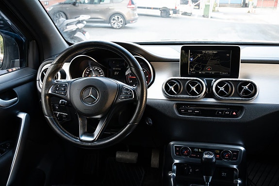 Mercedes-Benz X250 d 12 of 25