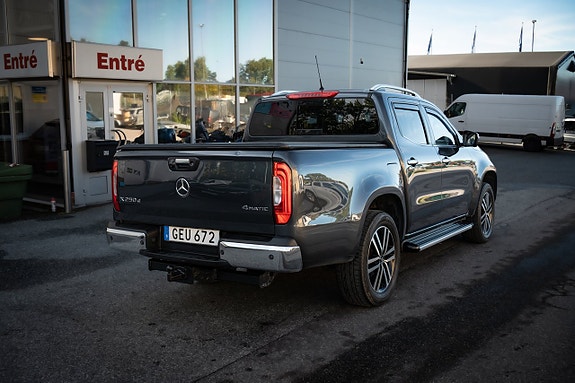 Mercedes-Benz X250 d 8 of 25