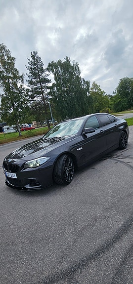 BMW 530d 2 of 14