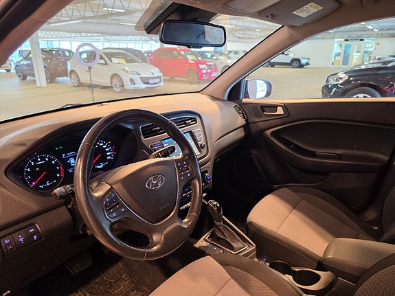 Hyundai i20 4 of 5