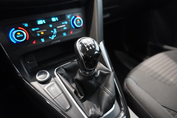 Ford Focus 7 of 13