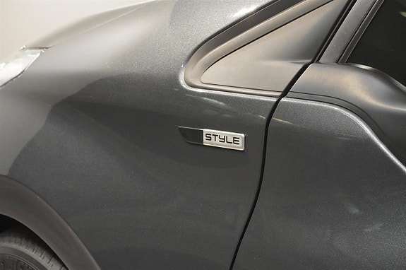 Peugeot 208 9 of 13
