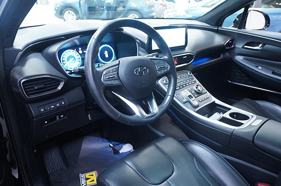 Hyundai Santa Fe 4 of 16