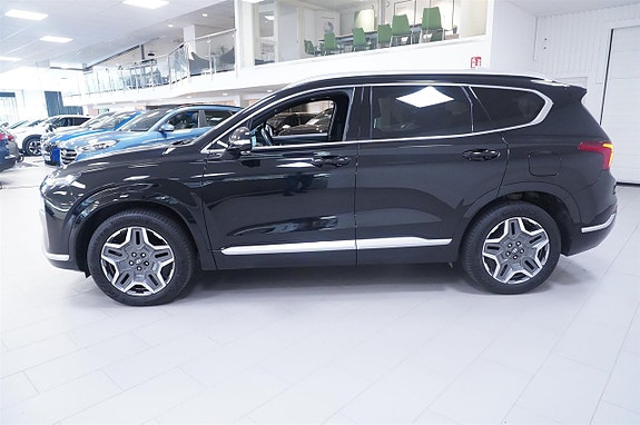 Hyundai Santa Fe 2 of 16