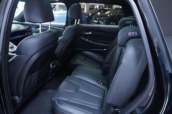 Hyundai Santa Fe 5 of 16