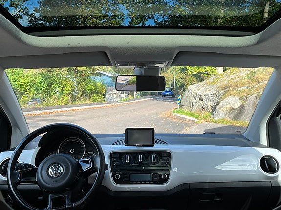 Volkswagen UP! 7 of 7
