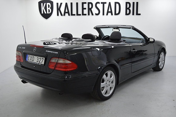 Mercedes-Benz CLK200 3 of 19