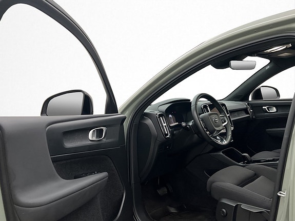 Volvo C40 12 of 30