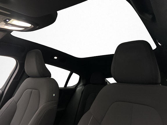 Volvo C40 14 of 30