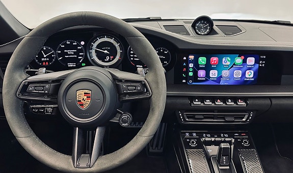Porsche 911 Targa 4 GTS 15 of 15