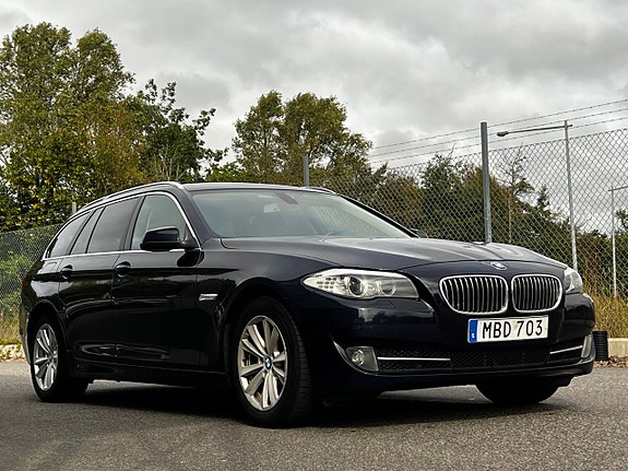BMW 520d 2 of 25