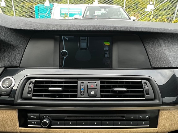 BMW 520d 13 of 25