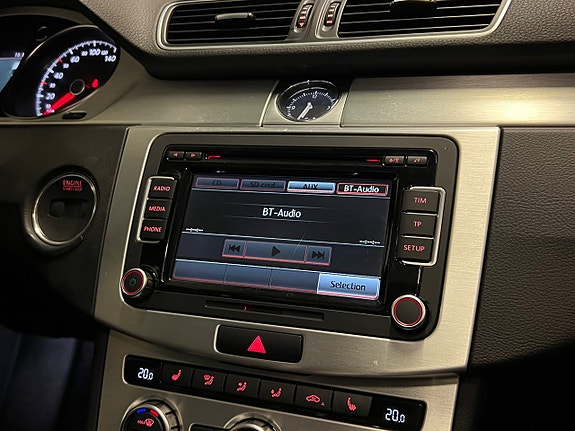 Volkswagen Passat Alltrack 26 of 27