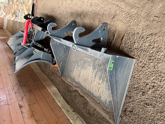 Kubota RT 220-2e 10 of 12