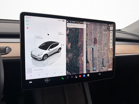 Tesla Model Y 20 of 30