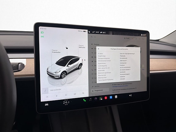 Tesla Model Y 27 of 30