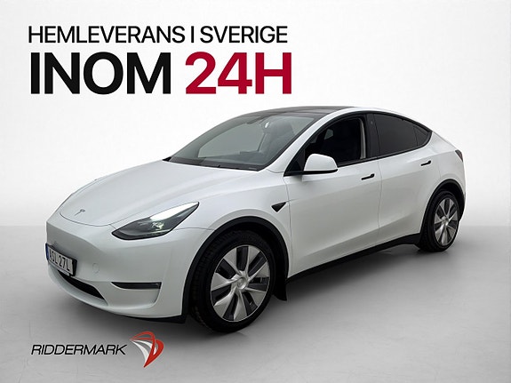 Tesla Model Y 4 of 30