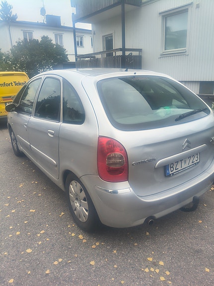 Citroen Xsara Picasso 4 of 7