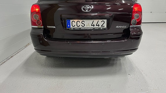 Toyota Avensis 9 of 26