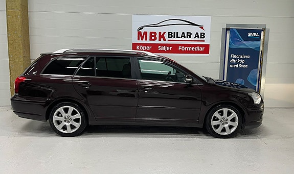 Toyota Avensis 6 of 26