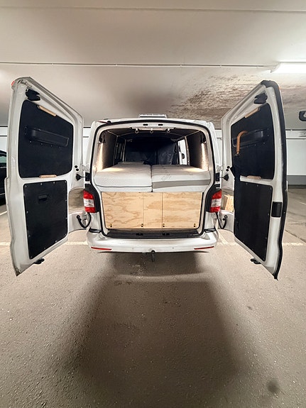 Volkswagen Transporter T30 (T5) 4 of 8